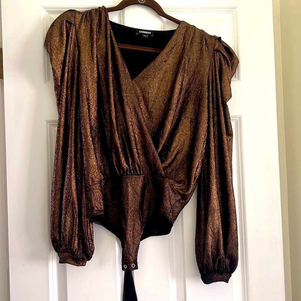 Express metallic bodysuit